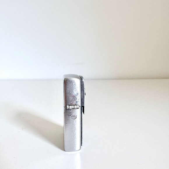 ZIPPO LIGHTER MADE IN USA BILLIARDS POOL PLAYER SURPRISE 2005 - Picture 8 of 12